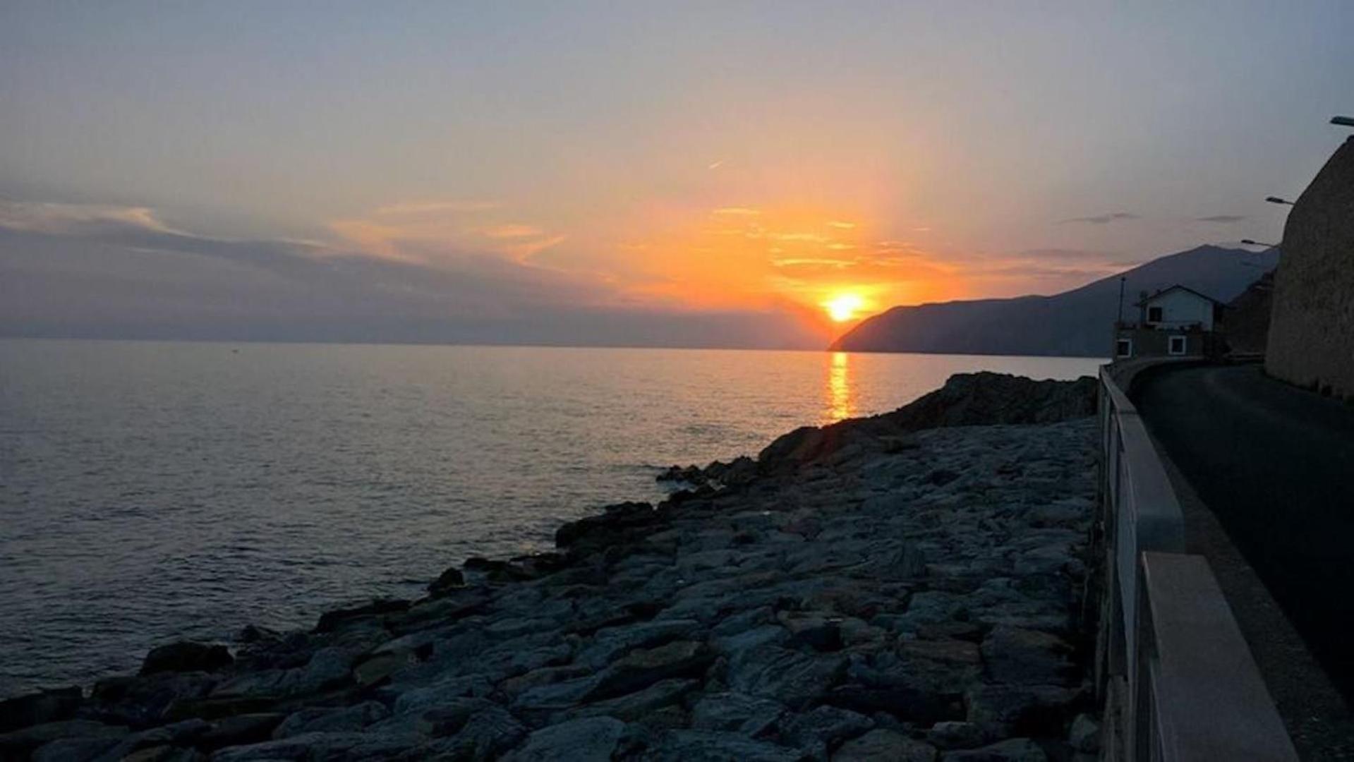 Tinetto Brezza Di Mare Deiva Marina Exterior foto