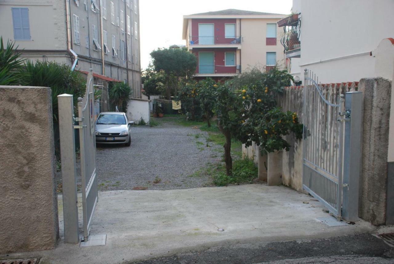 Tinetto Brezza Di Mare Deiva Marina Exterior foto